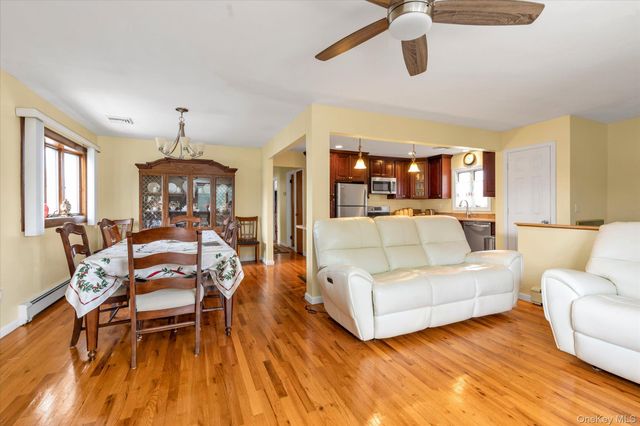 14 Edwards Place, Valley Stream, NY 11580