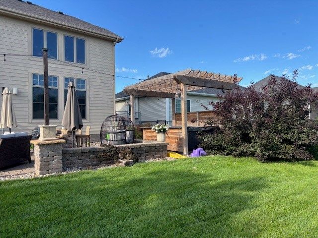 1925 SE Leeann Drive, Waukee, IA 50263