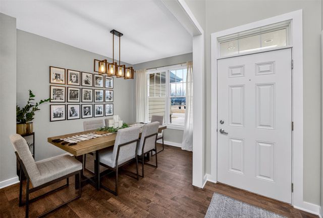 1925 SE Leeann Drive, Waukee, IA 50263