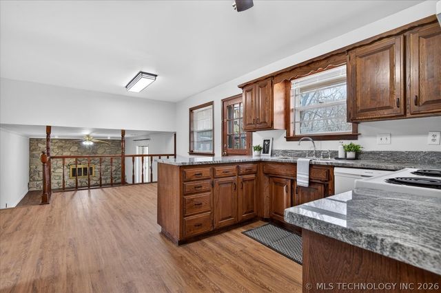 837 Winding Way, Bartlesville, OK 74006