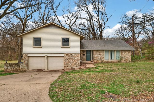 837 Winding Way, Bartlesville, OK 74006