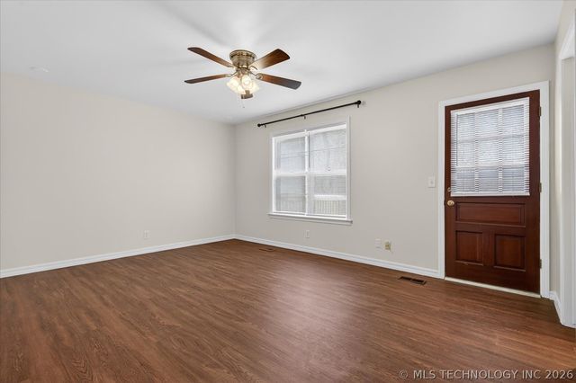 837 Winding Way, Bartlesville, OK 74006