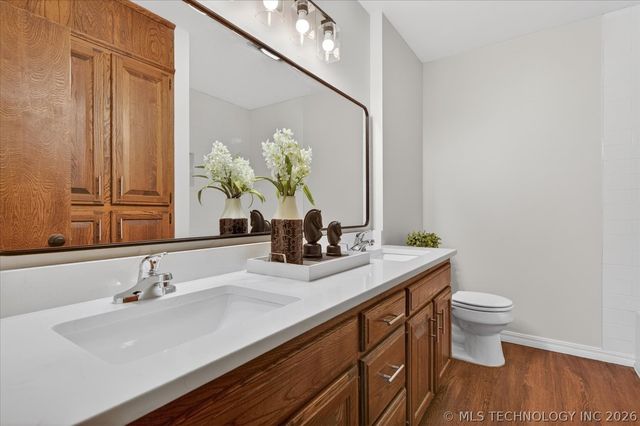 837 Winding Way, Bartlesville, OK 74006