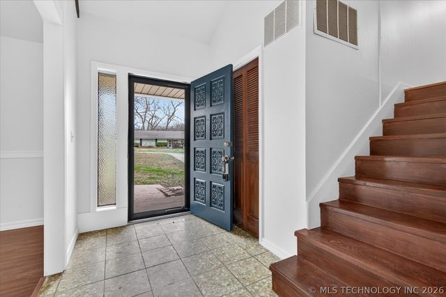 837 Winding Way, Bartlesville, OK 74006