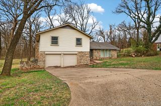 837 Winding Way, Bartlesville, OK 74006