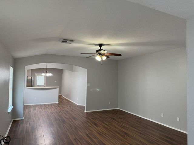 7714 Sunburst Trail Drive, Cypress, TX 77433