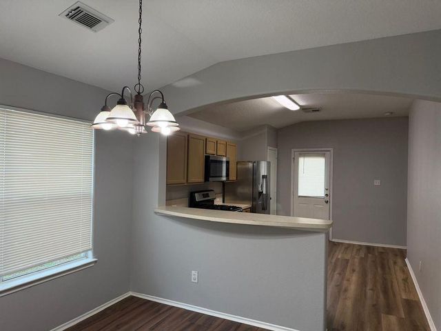 7714 Sunburst Trail Drive, Cypress, TX 77433