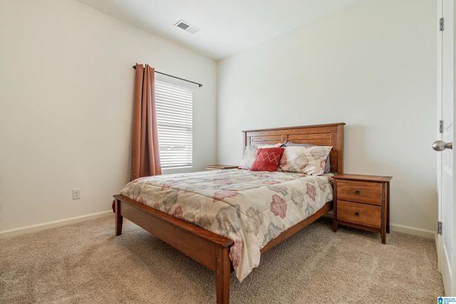 1017 GREENHEAD DRIVE, Alabaster, AL 35007