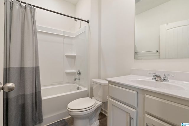 1017 GREENHEAD DRIVE, Alabaster, AL 35007