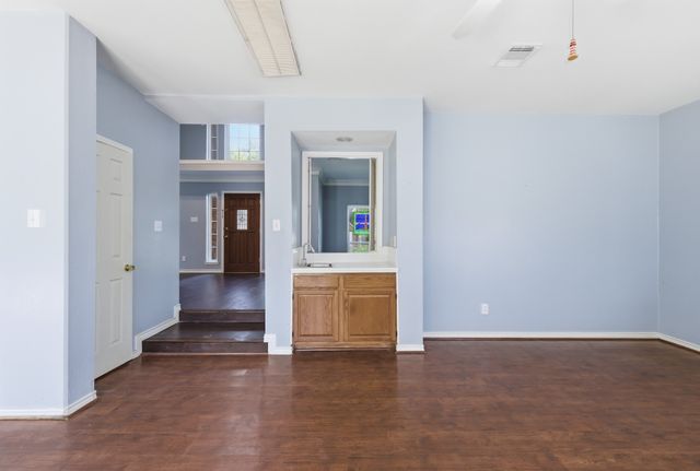 1801 Rolling Ridge Drive, Grapevine, TX 76051