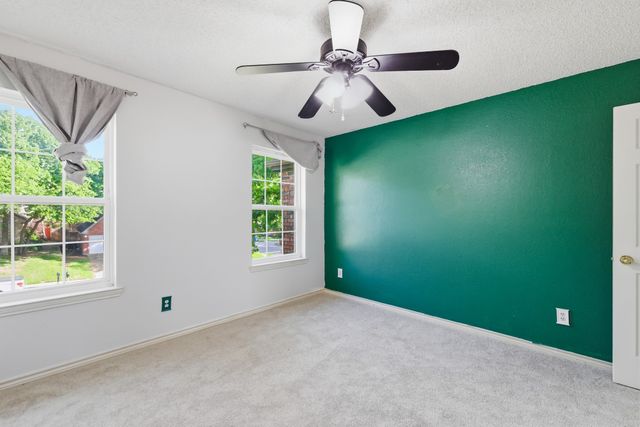 1801 Rolling Ridge Drive, Grapevine, TX 76051