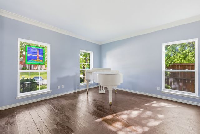 1801 Rolling Ridge Drive, Grapevine, TX 76051