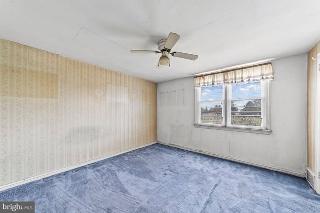 1318 WYCOMBE AVE, Darby, PA 19023