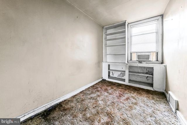 1318 WYCOMBE AVE, Darby, PA 19023