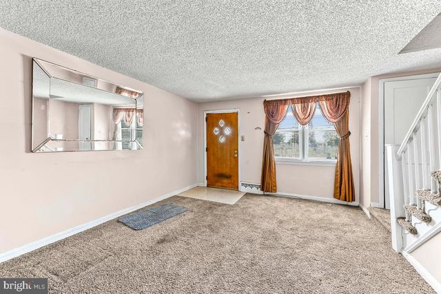 1318 WYCOMBE AVE, Darby, PA 19023