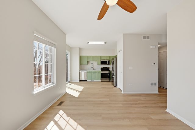 1420 Sherborn Court, Minooka, IL 60447