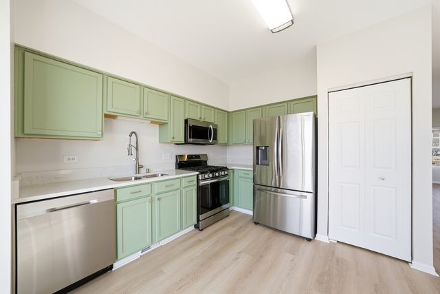 1420 Sherborn Court, Minooka, IL 60447