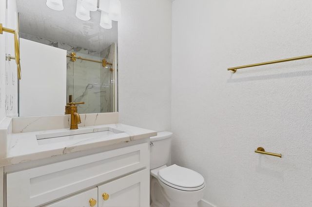 1700 Manor Garden, Greenville, TX 75401