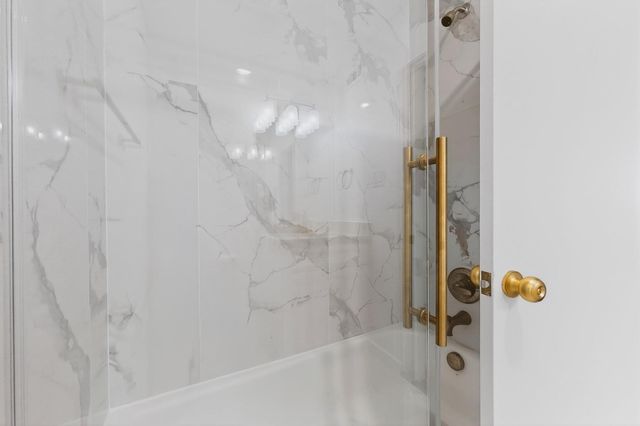 1700 Manor Garden, Greenville, TX 75401