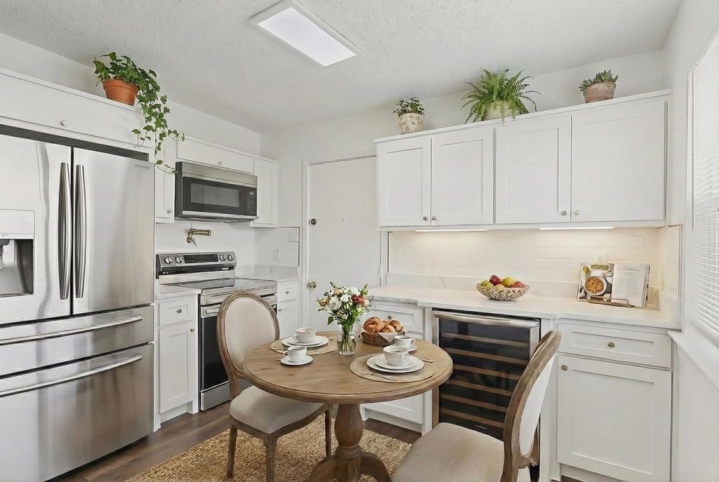 1700 Manor Garden, Greenville, TX 75401