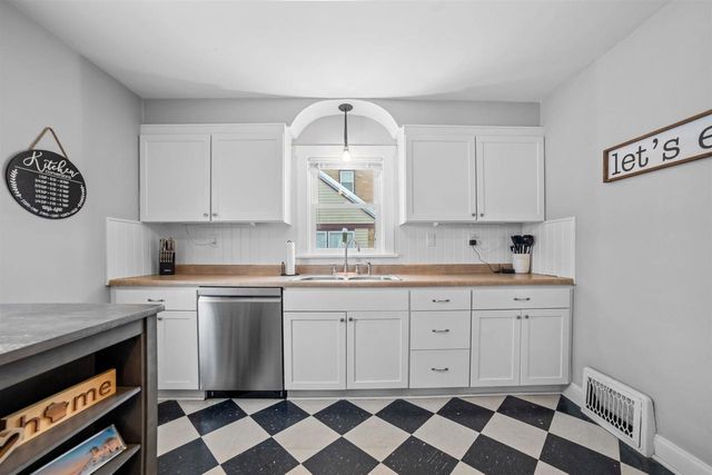 921 Cleveland Street, Beloit, WI 53511