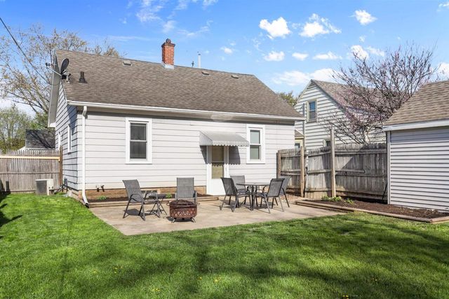 921 Cleveland Street, Beloit, WI 53511