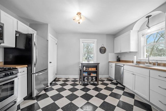 921 Cleveland Street, Beloit, WI 53511