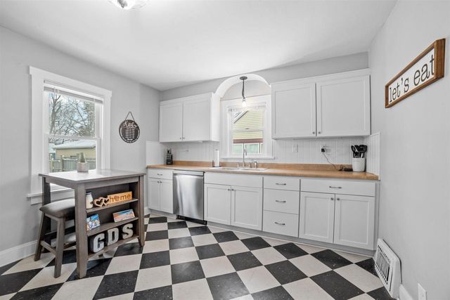 921 Cleveland Street, Beloit, WI 53511
