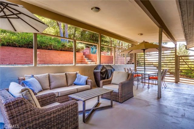 325 Fairview Lane, Paso Robles, CA 93446