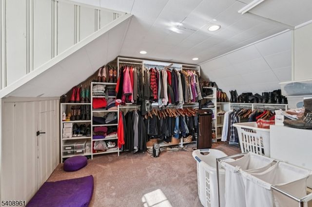 27 Archung Rd, Wayne Twp., NJ 07470