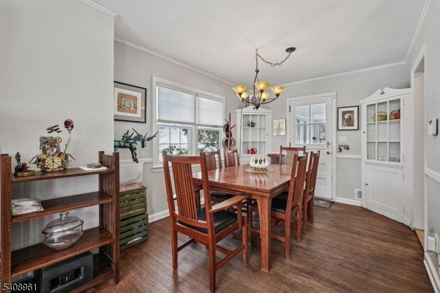 27 Archung Rd, Wayne Twp., NJ 07470