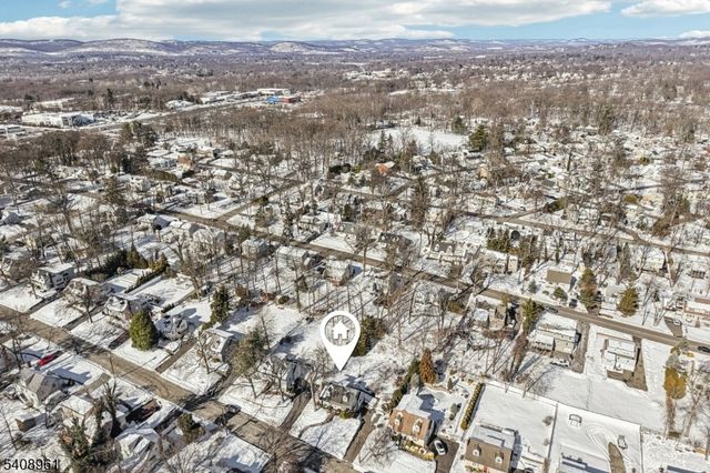 27 Archung Rd, Wayne Twp., NJ 07470