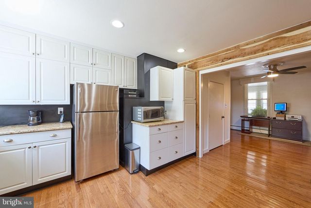 332 MAIN ST, Parkesburg, PA 19365