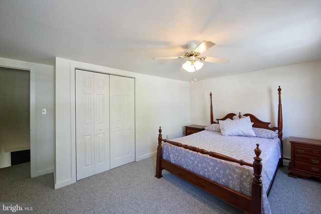 332 MAIN ST, Parkesburg, PA 19365