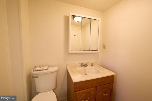 332 MAIN ST, Parkesburg, PA 19365