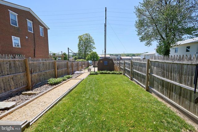332 MAIN ST, Parkesburg, PA 19365