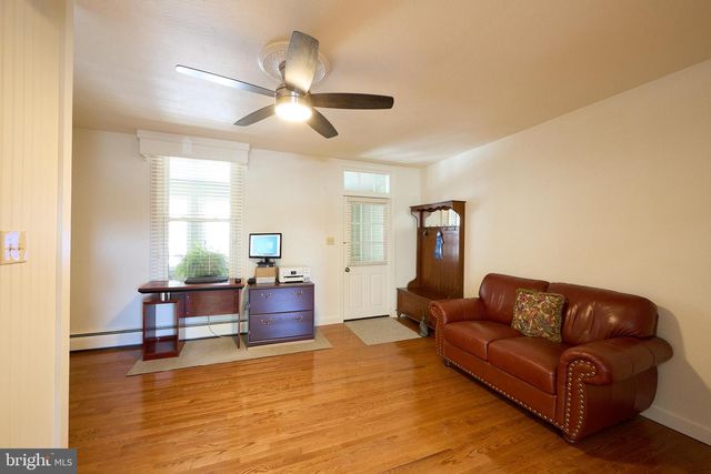 332 MAIN ST, Parkesburg, PA 19365