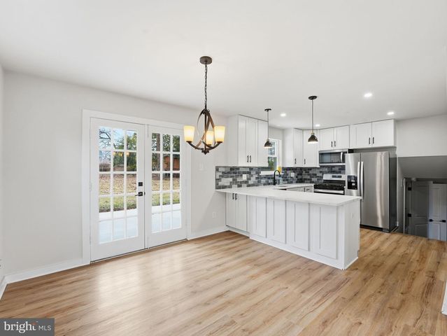 7113 FALCON ST, Annandale, VA 22003