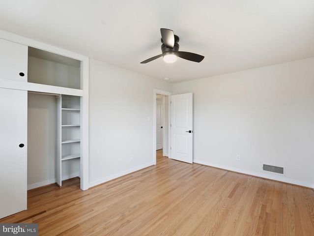 7113 FALCON ST, Annandale, VA 22003