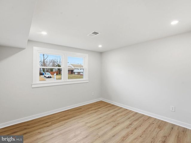 7113 FALCON ST, Annandale, VA 22003