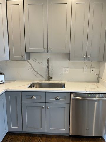 12 Pearl St 4, Boston, MA 02129
