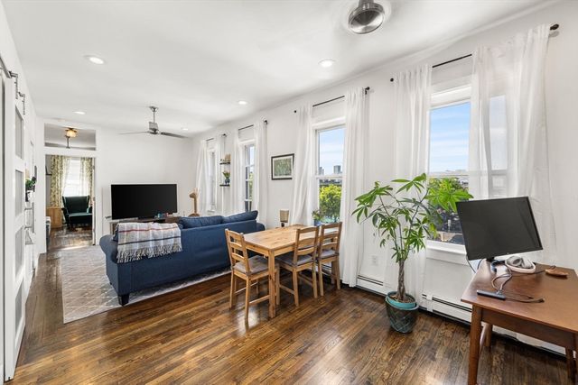 12 Pearl St 4, Boston, MA 02129