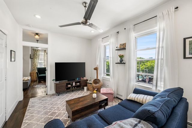 12 Pearl St 4, Boston, MA 02129