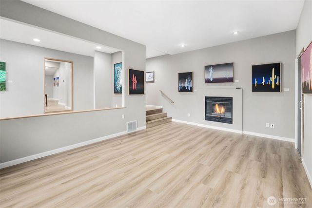 6021 158th Place NE, Redmond, WA 98052