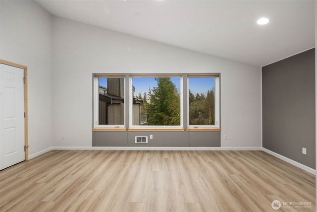 6021 158th Place NE, Redmond, WA 98052