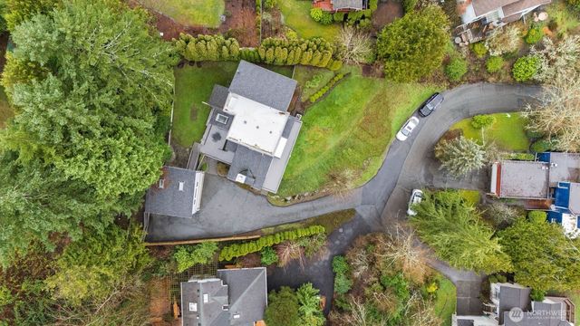 6021 158th Place NE, Redmond, WA 98052