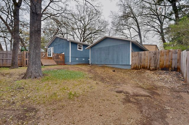 10570 Whipporwill Lane, Wills Point, TX 75169