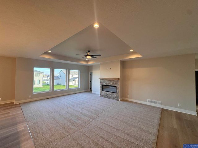 16903 Daniel Street, Bennington, NE 68007