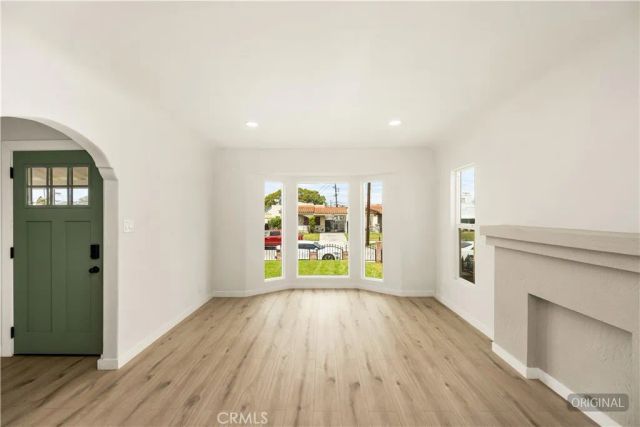 1428 W 89th Street, Los Angeles, CA 90047