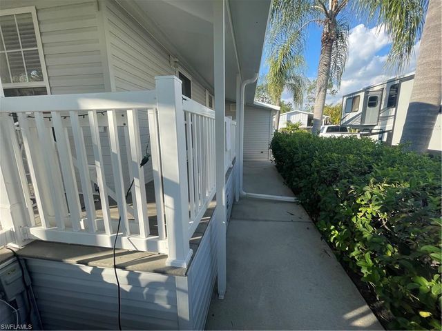 5935 Brightwood DR, Fort Myers, FL 33905